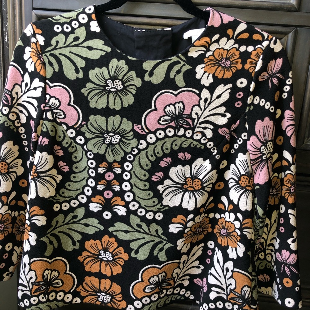 Floral top